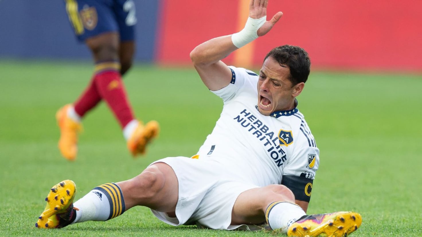 Chicharito Hamstring Injury How Serious and Recovery Time Needed