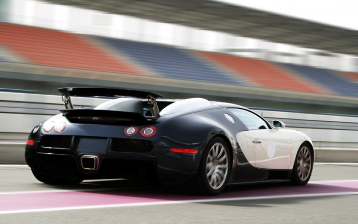 how fast can the average car go? surprising top speed facts explained