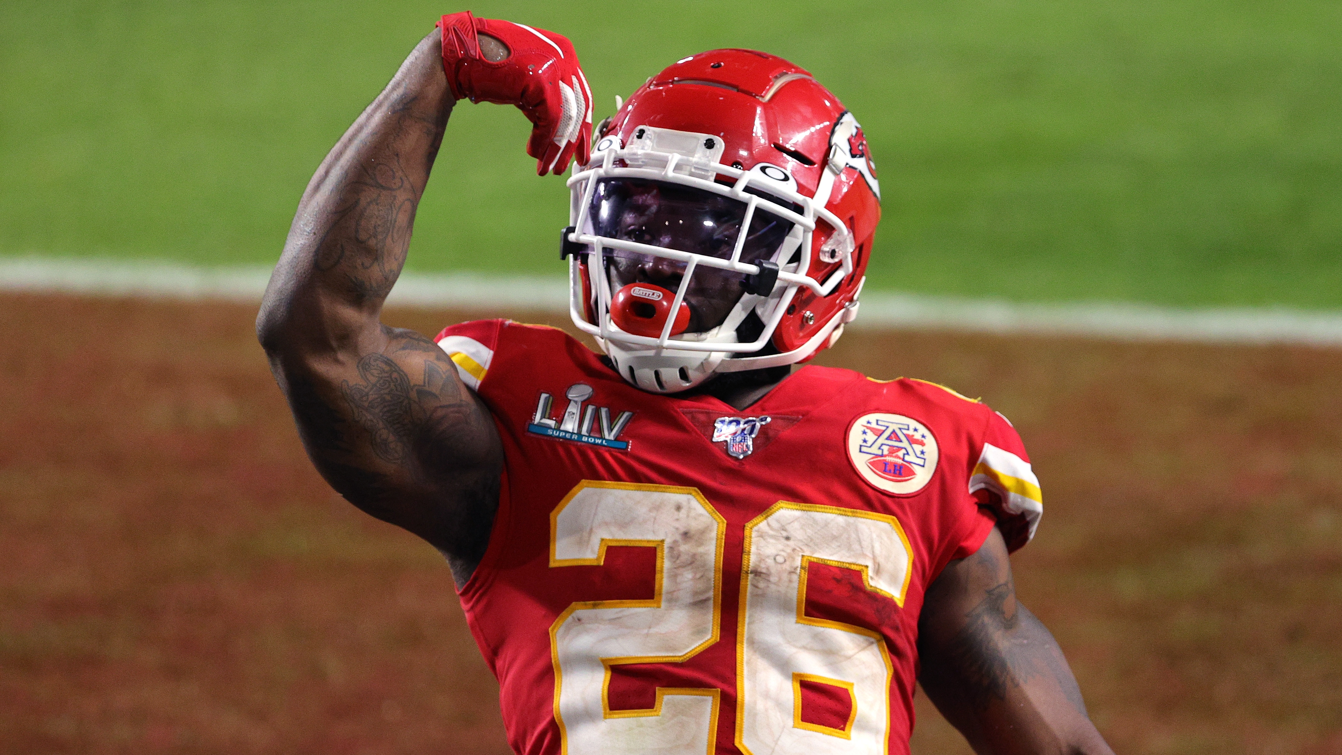 Damien Williams Football Salary Explained Earnings and NFL Contracts