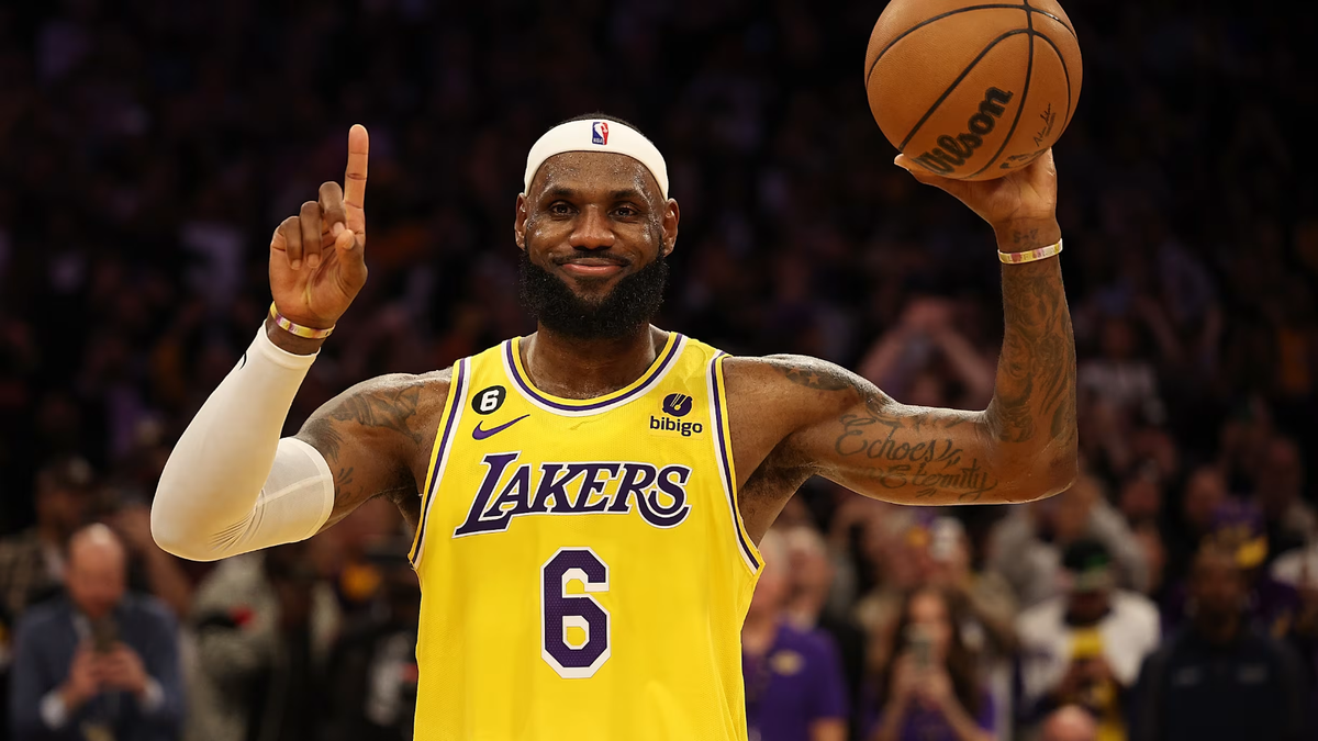 Free lebron profile picture grab awesome lebron images fast and easy