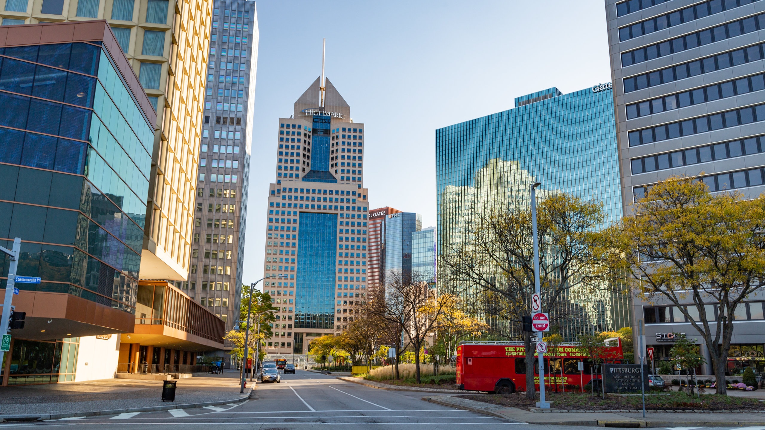Planning Your Green Day Pittsburgh Trip (Hotels, Directions & Parking Help)