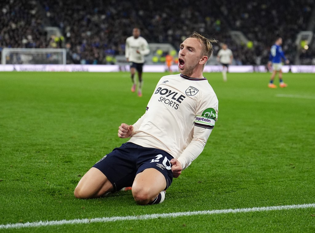 West Ham Player Gossip: Latest Whispers on Contracts and New Signings